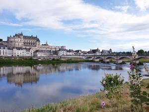 LA ROCHE DES GOURMETS