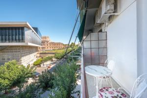 Athenean Classic Apartment at Acropolis Museum & Metro