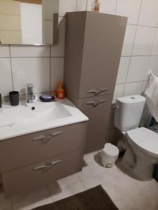 Appartements Le Logis des Templiers appartement climatise : photos des chambres