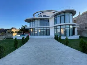 Dadus place - Tʼetʼri Tsqaro