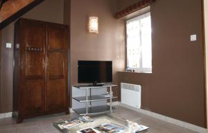 Maisons de vacances Gorgeous Home In Pleubian With Kitchen : photos des chambres