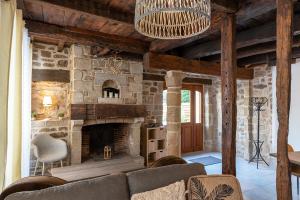 Appartements Logis face a l'Abbatiale : photos des chambres