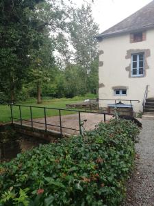 Maisons d'hotes Chambre d'hote Moulin du Breuil. : photos des chambres