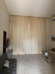 Hawana Salalah Villa Lake View