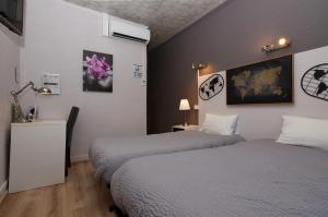 Hotels Logis Le Bocage : photos des chambres