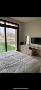 Hawana Salalah Villa Lake View