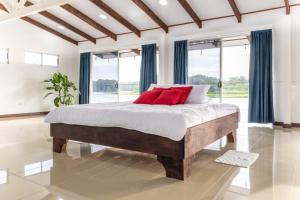 The Babylon Suite Tortuguero