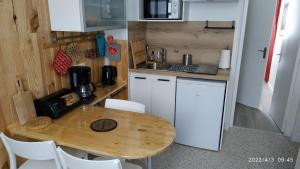 Appartements Logement refait a neuf - Residence - Chez Christian : photos des chambres