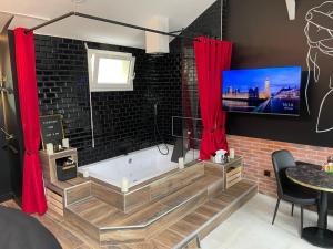 Luxe and Spa