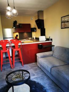 Appartement Indépendant dans le Résid hôtel idéal pour les vacances - séminaires - déplacements pro "LEvidence du Golf " VEDENE