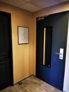 Appartement Indépendant dans le Résid hôtel idéal pour les vacances - séminaires - déplacements pro "LEvidence du Golf " VEDENE