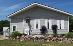 NEWCASTLE COUNTRY INN - Драмгеллер