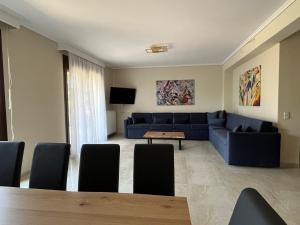 Artline Family Suite