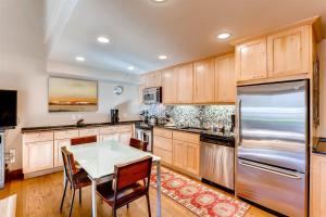 Luxury Ski In, Ski Out 1 Bedroom At Eagle Bahn Gondola