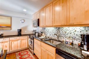 Luxury Ski In, Ski Out 1 Bedroom At Eagle Bahn Gondola