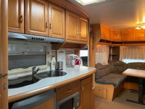 Sonata Camp Lusi przyczepa kempingowa Hobby 720