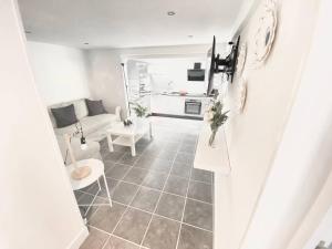 Jolie appartement individuel, dans un quartier calme très proche de la plage.