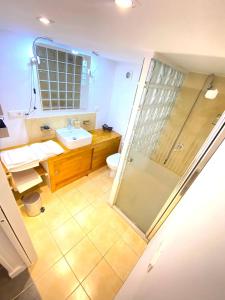 Jolie appartement individuel, dans un quartier calme très proche de la plage.