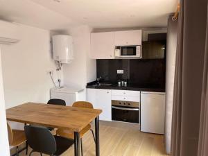 Casa Ferrers piso 5. Precioso ático con terraza