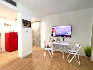 Deluxe Triana Center