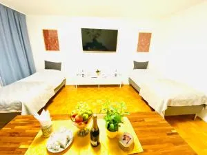 Welcome to Messe!-Two-Bedroom Apartment&Balcony - Laatzen