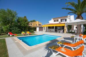 Villa Tupi by Villa Plus