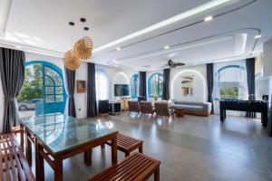 SANTORINI HẠ LONG VILLA - VENUE TRAVEL