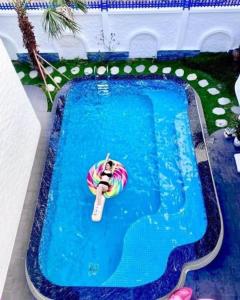 SANTORINI HẠ LONG VILLA - VENUE TRAVEL