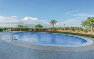 Awesome Apartment In La Torre De La Sal