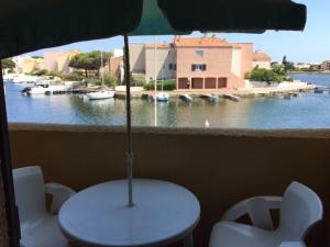 Studio 2 Pers, Piscine, Parking, Animaux admis - FR-1-81-245