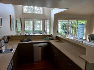 Lake Russell Lakeside Retreat