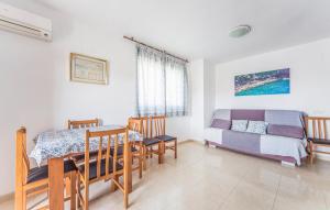 Apartamento de tres dormitorios en primera linea de playa en Marina d Or