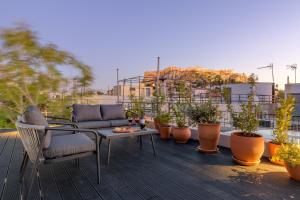 Meno Suite with Private Terrace - Jaccuzzi, Acropolis View