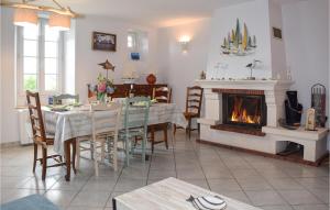 Maisons de vacances Beautiful home in Pleubian with 3 Bedrooms and WiFi : photos des chambres