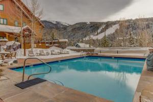 1 Bedroom Premier Mountain Condo In River Run Village Just A Short Walk To Shopping, Dining, And Skiing