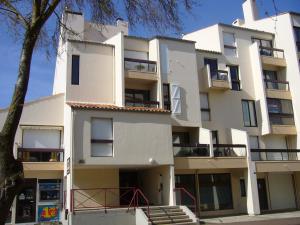 La Rochelle - 3 pièces avec piscine, parking, animaux admis, proche plage - FR-1-551-1