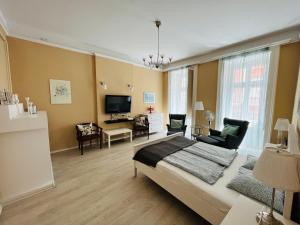 Academy Home - Elegant place next to the Parliament