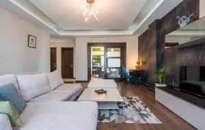 lovely space in vake with balcony,2 bedroom apt. - Bagebi