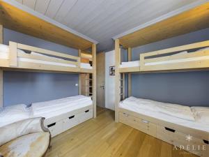 Superbe 3 pièces rénové avec balcons et parking à 150m des pistes - FR-1-398-590