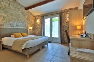 Hotels Logis Hotel & Spa Dejeunez Sous L'Arbre : photos des chambres