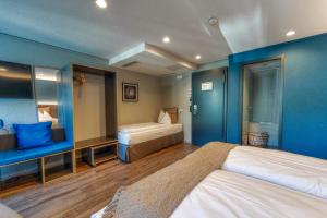 Triple Room room in The HEY HOTEL