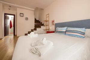 Coqueto apartamento duplex con terraza privada y parking