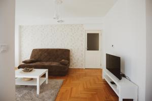 Apartman 4, Sinđelićeva 40
