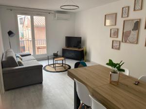 Appartements Superbe appartement climatise avec parking prive : Appartement 2 Chambres
