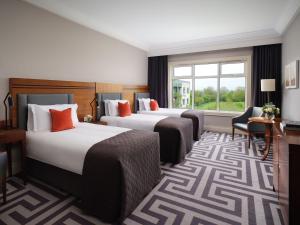 Estate View Triple room in Lyrath Estate