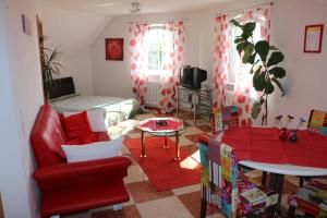 One-Bedroom Apartment with Shower room in Ferienwohnung Kunst