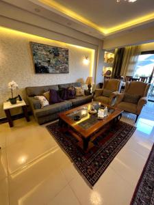 Lovely hotel apart in front Auc