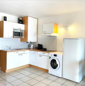 Studio 4 personnes bord de mer avec piscine wifi