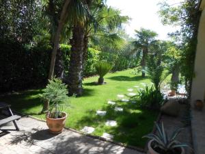 Maisons d'hotes Maison Monica Exeptionnel-Jardin paysage ZEN : photos des chambres