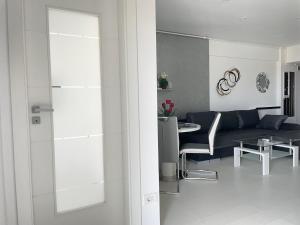 Luxury Westpark 2-Room Apartment Lakeview W5